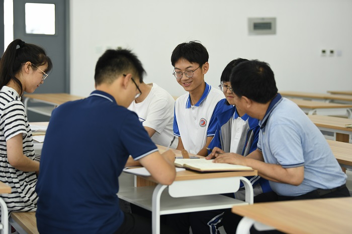 5.地理陈荣冰.jpg